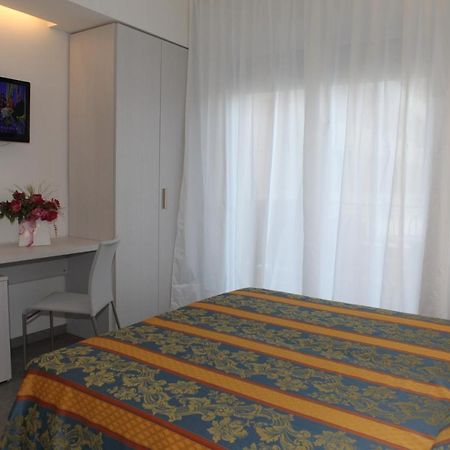 Hotel Pillon Bibione Exteriör bild