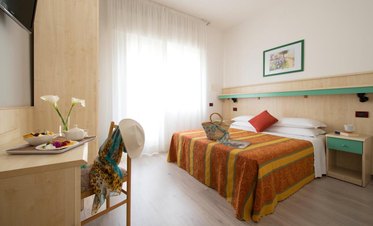 Hotel Pillon Bibione Exteriör bild