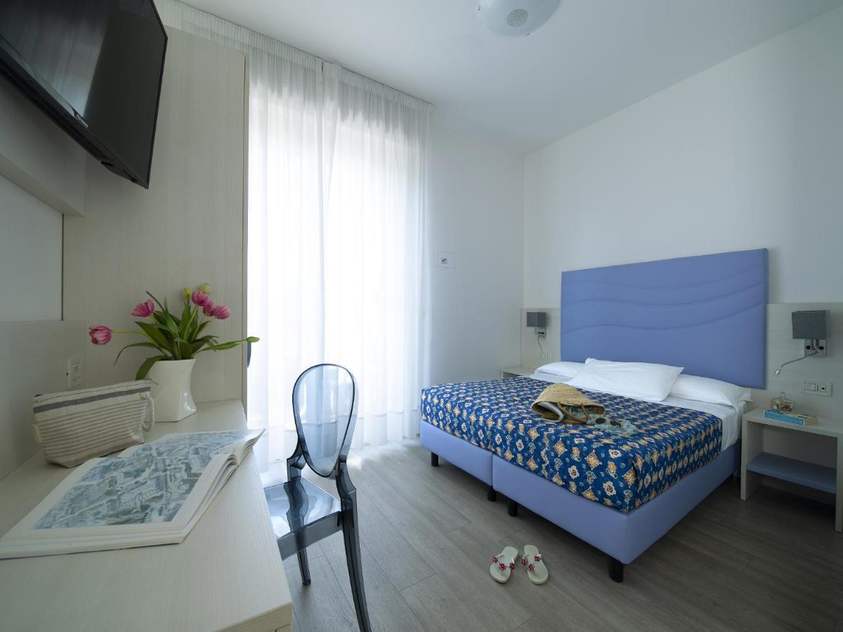 Hotel Pillon Bibione Exteriör bild