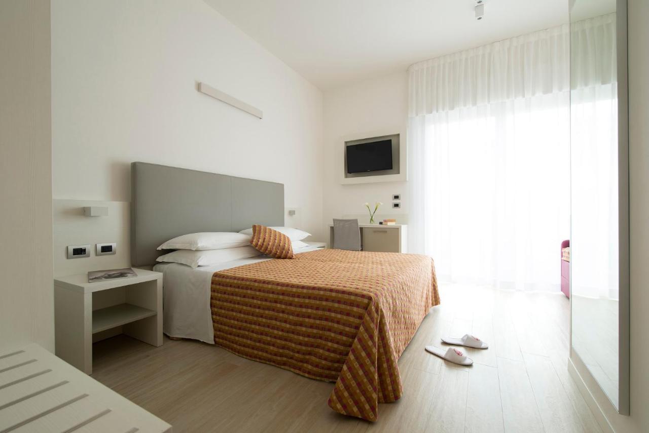 Hotel Pillon Bibione Exteriör bild