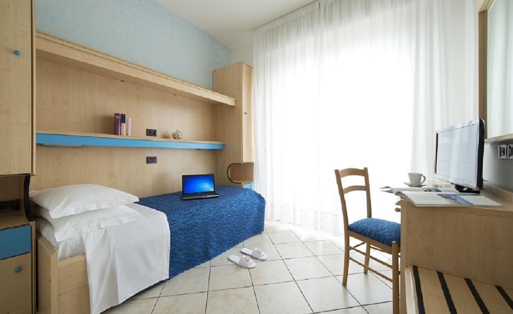 Hotel Pillon Bibione Exteriör bild