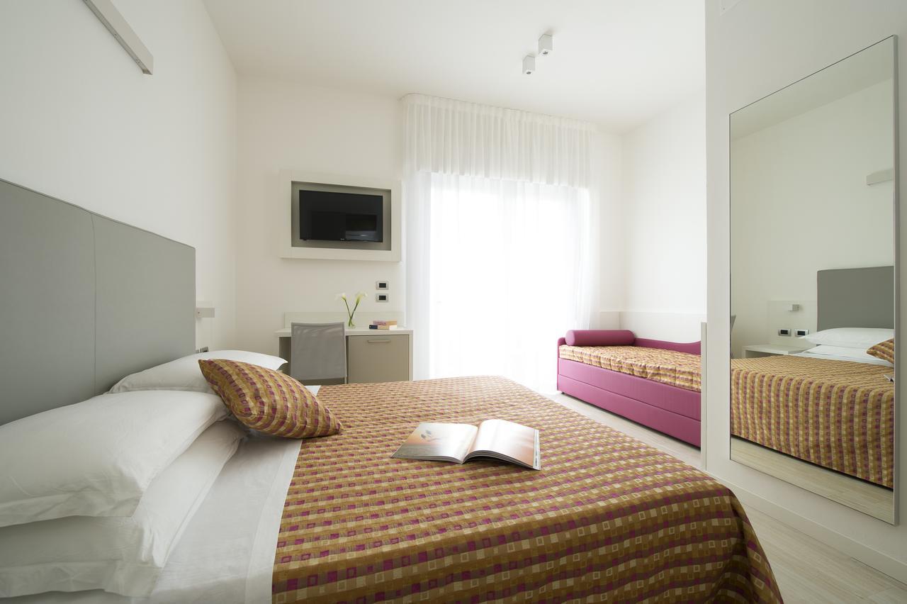 Hotel Pillon Bibione Exteriör bild